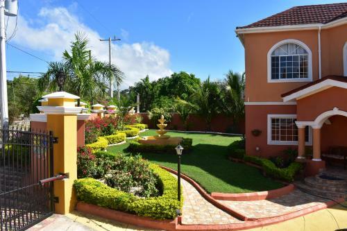 Mobay Vacation Village