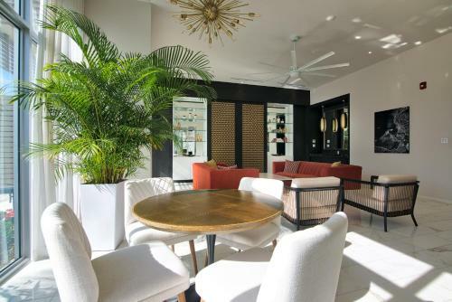 Apartamento Luxury Oceanfront Residence Condo