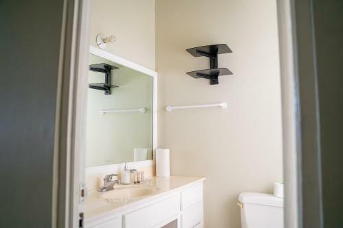 Apartamento Oceanfront Condo W/ Beach Access, Pool, & Gym (2f)