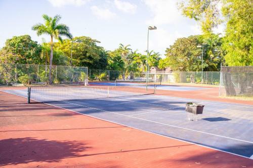 Apartamento Oceanfront Condo W/ Beach Access, Pool, & Gym (2f)