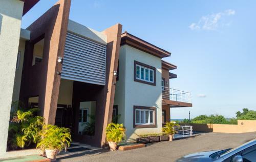 Apartamento La Vue, Montego Bay, Spacious King Bed Suite