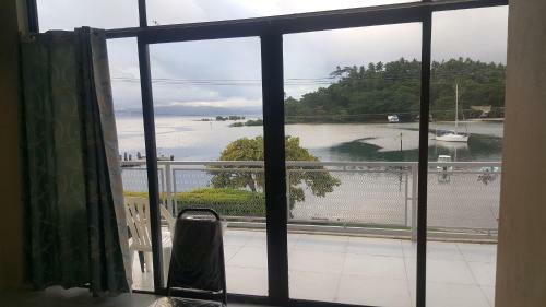 Hotel Bay View Barbers Lodge