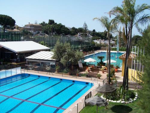 Apartamento Con 3 Piscinas Vistas Al Mar
