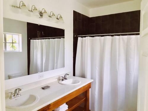 Hotel Sommerville Resorts