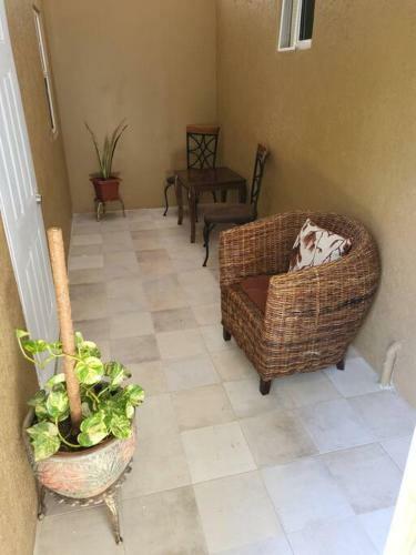 3 Bedrooms. 3 Bath Villa. Pool. Super Suite
