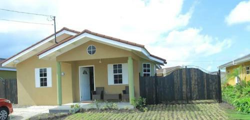 3 Bedrooms. 3 Bath Villa. Pool. Super Suite