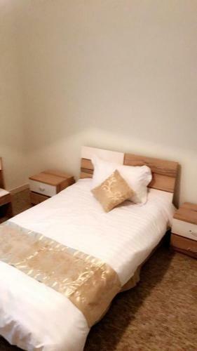Al Fakhera Apartments For Singles - Al Bawadi District