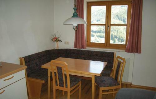 Apartment Quadratsch II