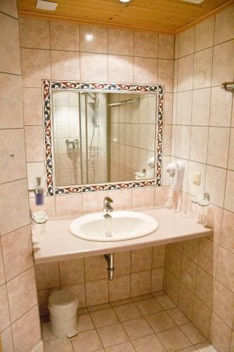 Hostal Pension Waldesruh/halseralm