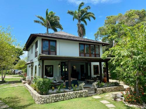 Tikal Villa (jamaica)