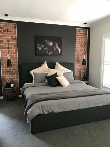 Villa 128 Seymour Street
