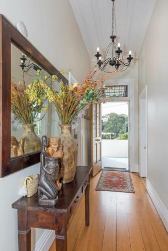 Large Spacious Family Home,close Devonport&beaches