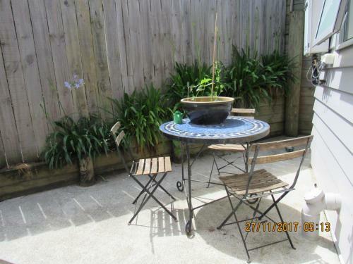 Hostal Castor Bay Homestay
