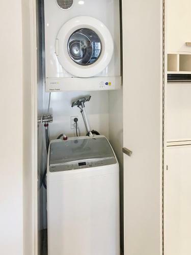Oasis On Queen St, Quiet And Refreshing Apartment
