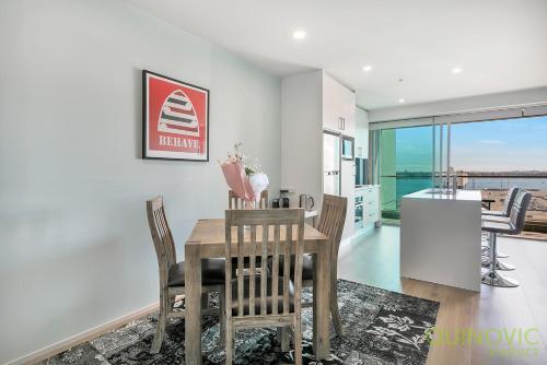 Qv Comfortable Waterfront Apartment - 848