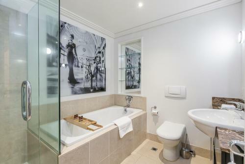 Apartamento Corporate, Spacious Staycation - Sky Tower Views