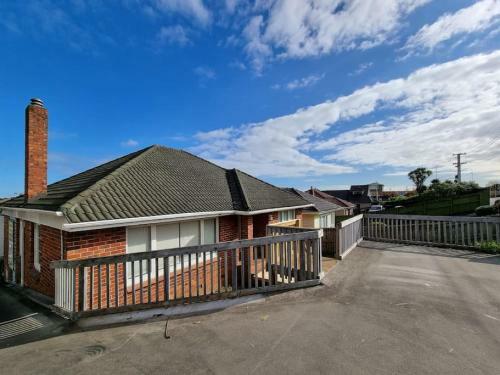 Cozy 3br Mt Roskill - Heat Pump & Wifi & Netflix