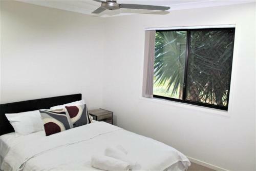 Award Winner House 4 Beds 2 Baths Airconditioned In Gladstone