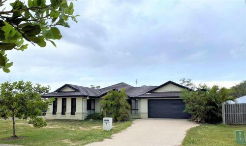 Award Winner House 4 Beds 2 Baths Airconditioned In Gladstone