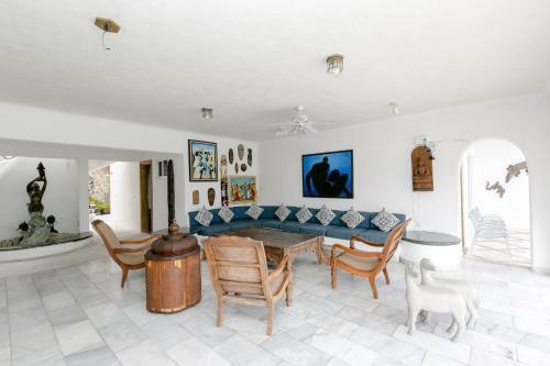7br Exclusiva Casa En Las Brisas Con Alberca