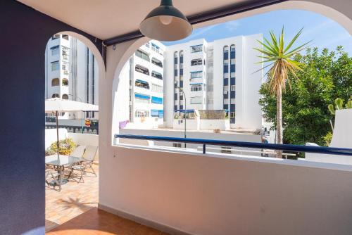 Apartamento Frente A La Playa Con Gran Terraza