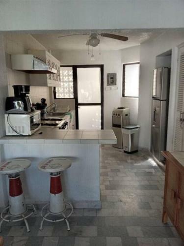 Apartment With Great Location And View To Acapulco