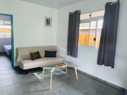 Hostal Lokai House