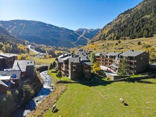 Apartamento La Joya. Casa de Monta�a En Parque Natural.