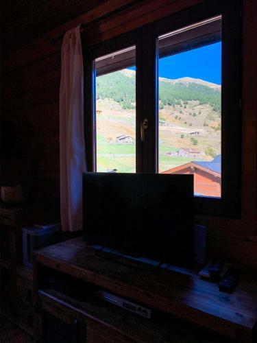 Apartamento La Joya. Casa de Monta�a En Parque Natural.