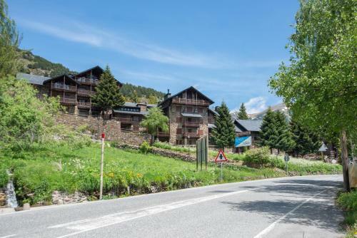 Apartamentos Tarter/ransol 3000