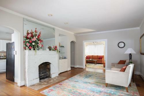 Redmont Revival-whole House-walkable-uab