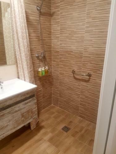 Gtcs Apartments Naty Beach