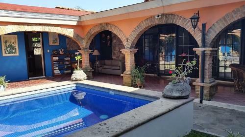 Mexican 1 Level Hacienda