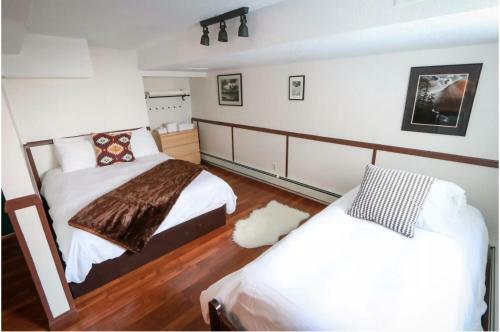 Apartamento Banff's Enchanted Forest Basement Suite