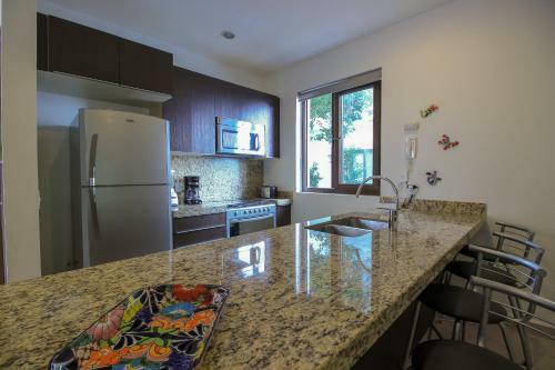 Apartamento Chic Modern Condo Private Balcony Infinity Pool In The Complex Wellness Focused Community