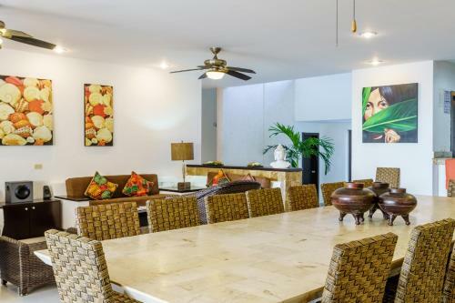 Bellamar! Incredible Beach Front Villa! Accept Events