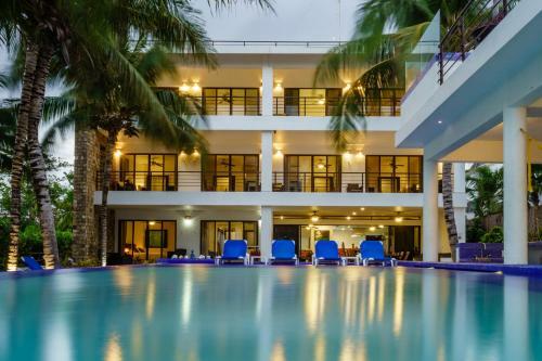 Bellamar! Incredible Beach Front Villa! Accept Events
