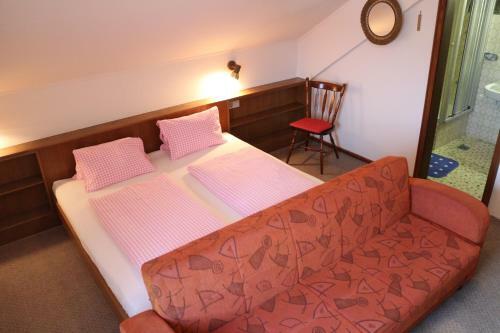 Hostal Ferienwohnungen-pension Kraker