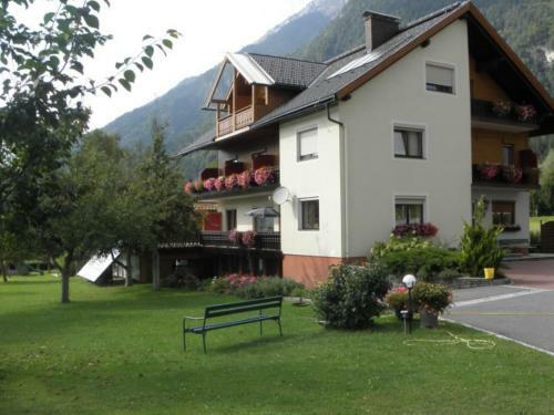 Hostal Ferienwohnungen-pension Kraker