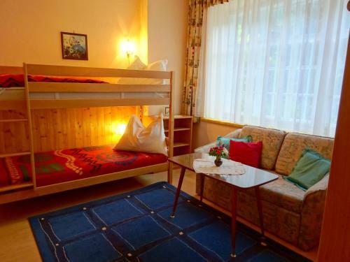 Apartamento Ferienwohnung Villa Heinrich