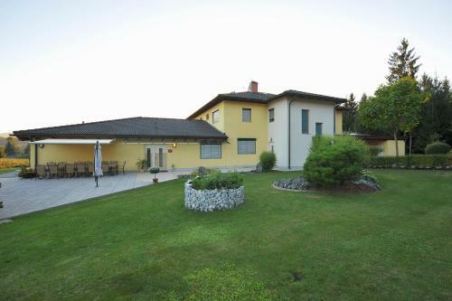 Bed & Breakfast Wellness Pension Waldhof
