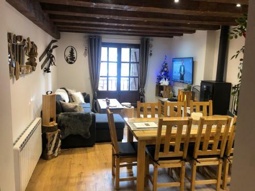 Apartamento Vall Del Riu - Llar Dol�a Llar