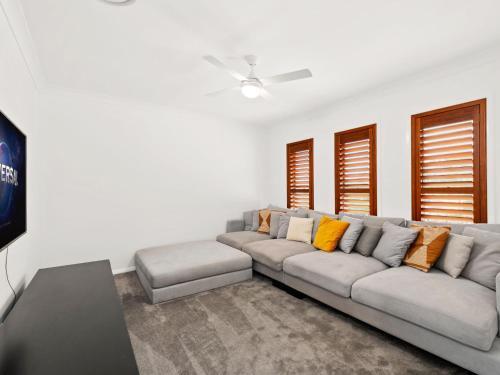 Milburn Circuit Boolaroo 44