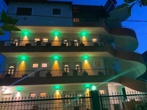Golden Beach Apartments