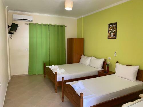 Golden Beach Apartments