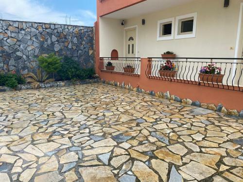 Golden Beach Apartments
