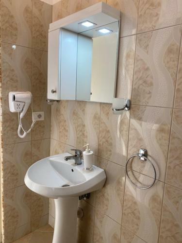 Golden Beach Apartments