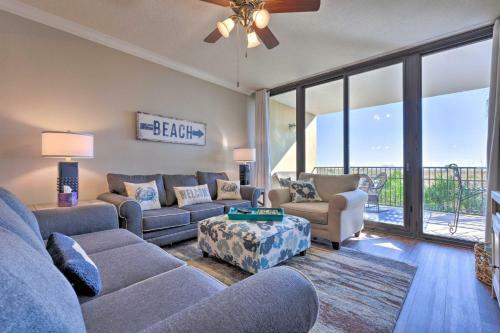 Apartamento Sunny 1st-floor Condo With Ocean-view Balcony!