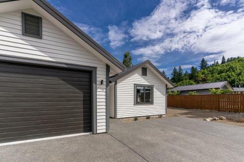 Hanmer Hideaway - Hanmer Springs Holiday Home