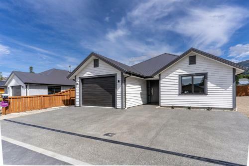 Hanmer Hideaway - Hanmer Springs Holiday Home